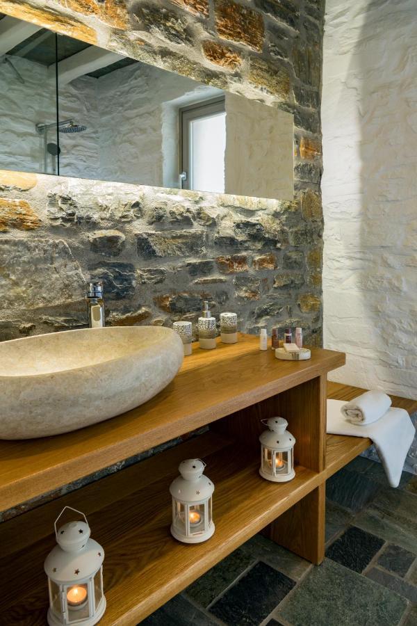 Maris Private Residence Folegandros Town ภายนอก รูปภาพ