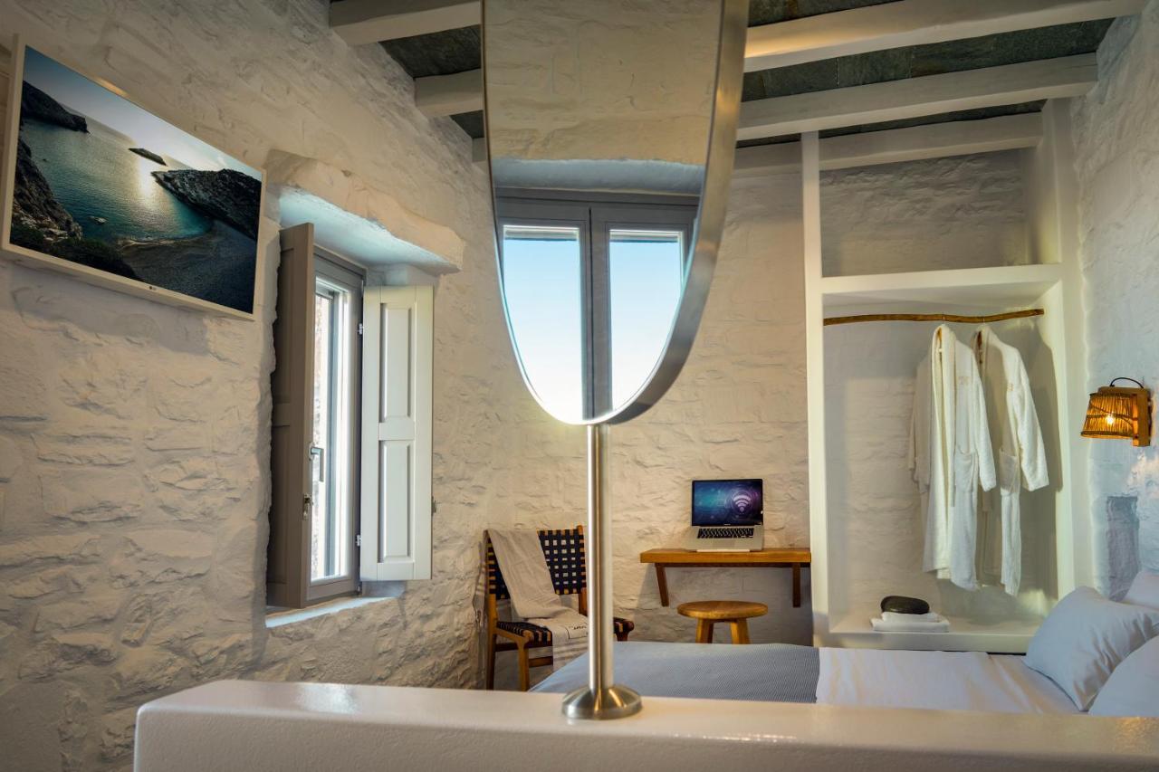 Maris Private Residence Folegandros Town ภายนอก รูปภาพ