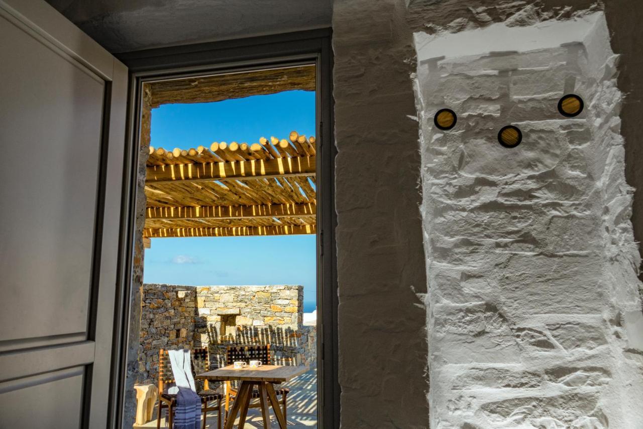 Maris Private Residence Folegandros Town ภายนอก รูปภาพ